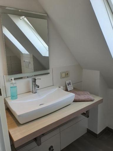 Homestay Colodging - Private & Kitchen