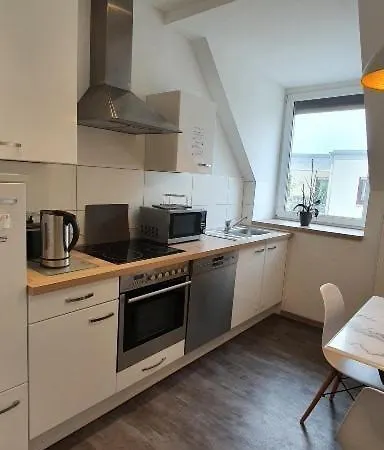 Colodging Mannheim - Private Rooms & Kitchen Exterior photo